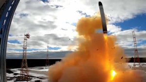 Rus generalden olay sözler: Vurulacak ilk yer Londra