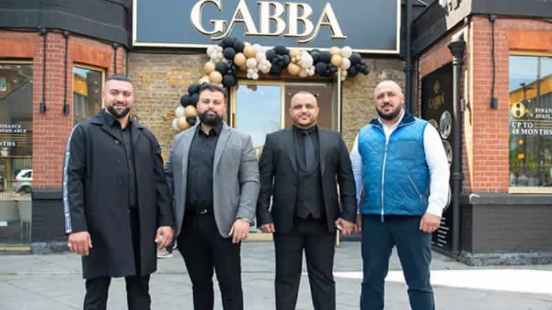 Türk mobilya sektörü Londra’da büyümeye devam ediyor