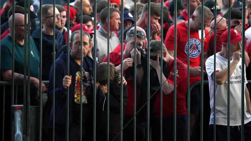 UEFA, Liverpool ve Real Madrid taraftarlarından özür diledi