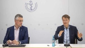 Almanya’da binden fazla maymun çiçeği vakası kaydedildi