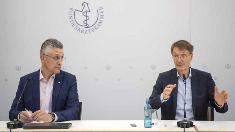 Almanya’da binden fazla maymun çiçeği vakası kaydedildi