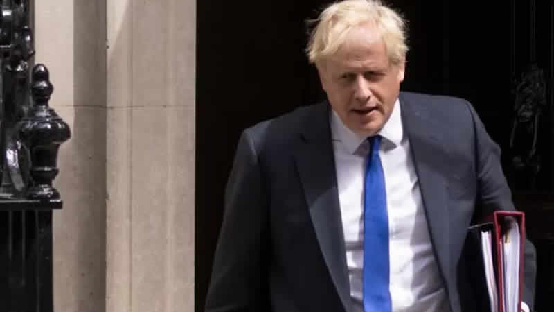 İngiltere Başbakanı Boris Johnson Muhafazakar Parti’nin liderliğinden istifa etti