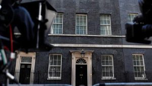 İngiltere’de Muhafazakar Parti liderliği ve başbakanlık koltuğu için 8 aday yarışacak