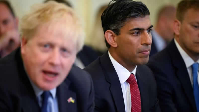 İngiltere’de başbakanlık için yapılan üçüncü oylamayı Sunak önde tamamladı