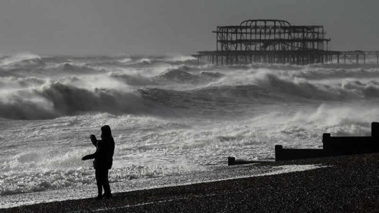 İngiltere’de deniz seviyesinin yükselmesi hızlanıyor