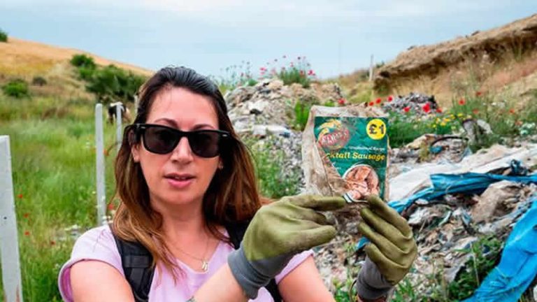 İngiltere’deki plastik atıklar Türkiye’de yasa dışı bir şekilde atılıp yakılıyor