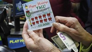 5 dolarlık biletle 250 bin dolarlık büyük ikramiyeyi kazandı