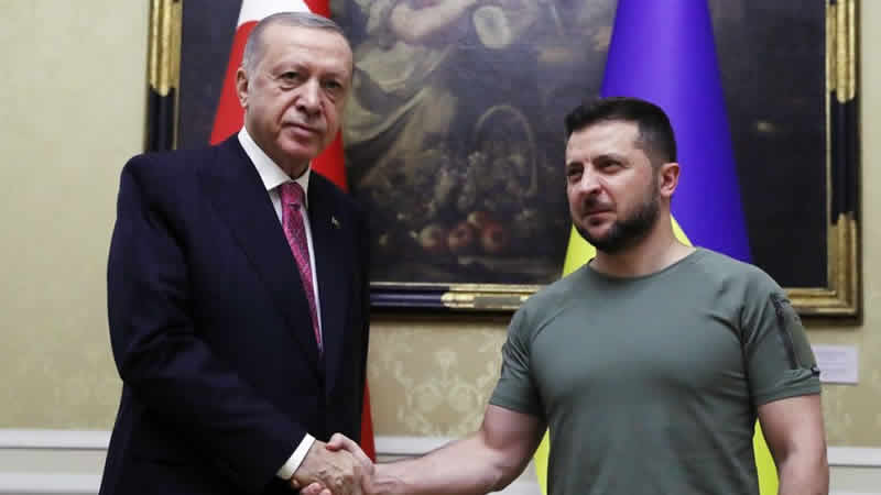 Cumhurbaşkanı Erdoğan, Ukrayna lideri Zelenski ile bir araya geldi