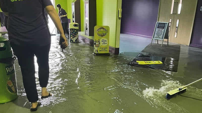 İngiltere hava durumu: Gök gürültülü sağanak yağış bekleniyor