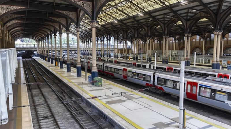 İngiltere’de binlerce makinist grev başlattı