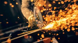 İngiltere’de imalat sektörü yavaşladı