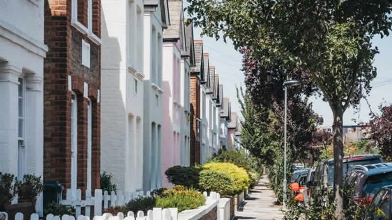 İngiltere’de konut fiyatları arttı