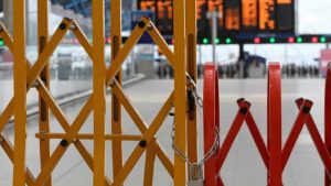 İngiltere’de toplu taşıma sektöründe on binlerce işçinin grevi sürüyor