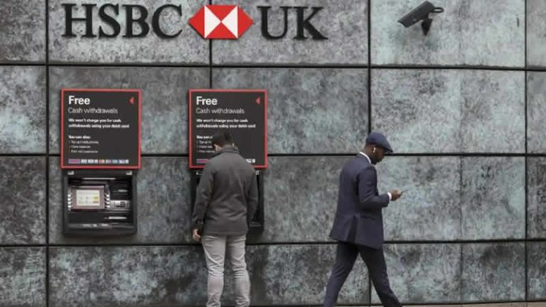 İngiltere’deki bankalardan çalışanlarına enflasyon desteği