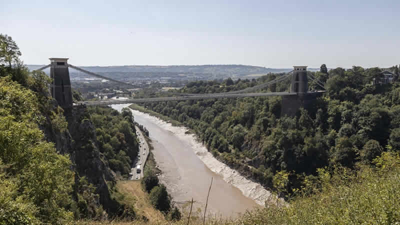  İngiltere’nin önemli su kaynaklarından Avon Nehri kurumak üzere
