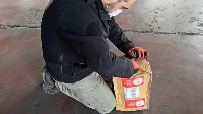 Kargoyla İngiltere’ye uyuşturucu sevkiyatı polise takıldı
