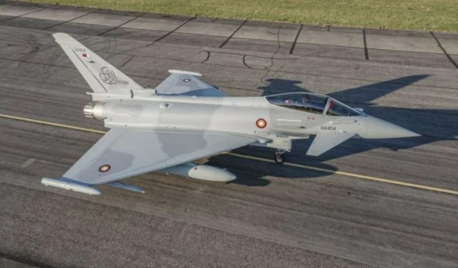 Katar, Typhoon uçakların ilk partisini İngiltere'den teslim aldı