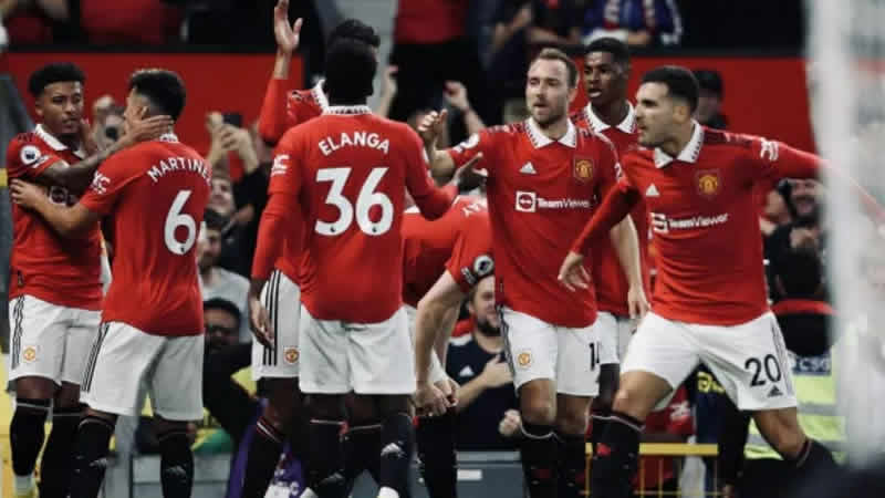Manchester United, Liverpool’u 2 golle devirdi