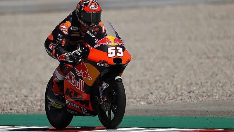 Milli motosikletçi Deniz Öncü, İngiltere’de 3. olarak sezonun ilk podyumuna çıktı