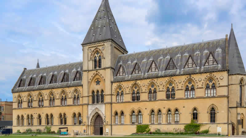  Oxford Üniversitesi, Nijerya’nın 100 adet esere yönelik iade talebini değerlendirecek