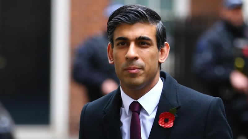 Sunak, “İngiltere’yi kötülemenin” aşırılık olarak tanımlanmasını önerdi