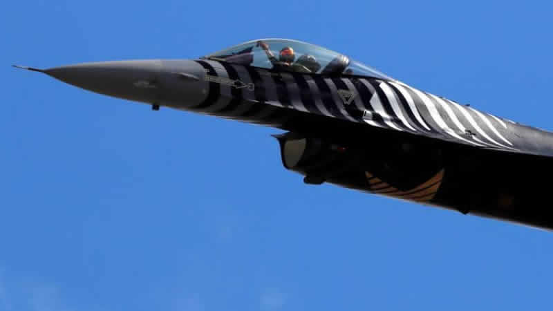 Yunanistan’ın S-300 füze sisteminden Türk jetlerine taciz