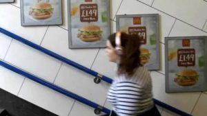 Londra örneği: Sağlıksız gıda reklamlarını yasaklamak işe yarıyor mu?