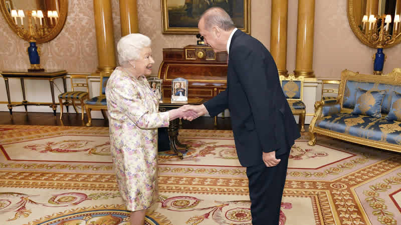 Erdoğan’dan İngiltere Kraliçesi 2. Elizabeth için taziye mesajı