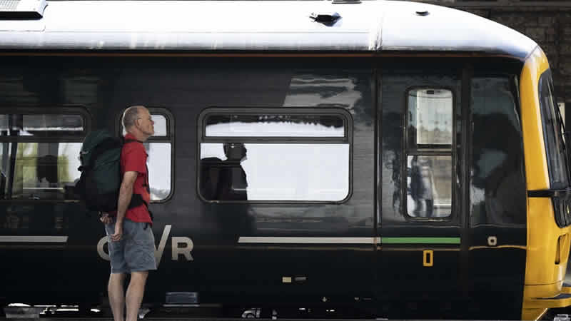 İngiltere’de demiryolu işçileri yeniden greve gidiyor