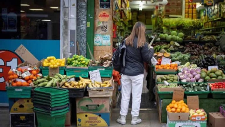 İngiltere’de enflasyon geriledi