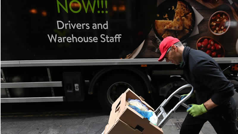 İngiltere’de işsizlik oranı 1974’ten bu yana en düşük seviyede