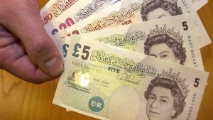 Kraliçe sonrası İngiltere’de banknotlar da değişecek