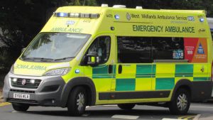 İngiltere Covid’in yeniden canlanması korkusu nedeniyle ‘savaş odaları’ kuruyor