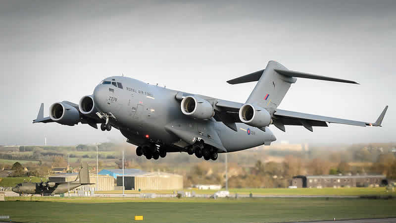 İngiltere, eğitim için hava kuvvetleri pilotlarını Çin’e gönderdi