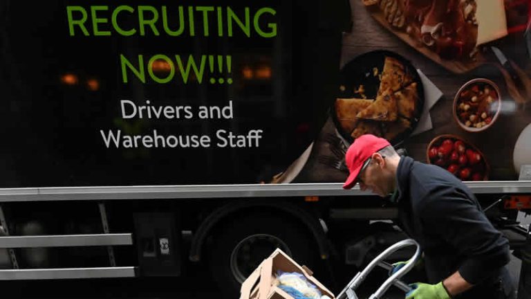 İngiltere’de işsizlik 48 yılın en düşük seviyesinde