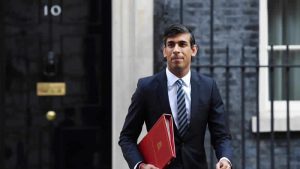 İngiltere’de merakla beklenen mali planın açıklanma tarihi ertelendi