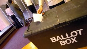 Kuzey İrlanda yeniden seçime gidecek