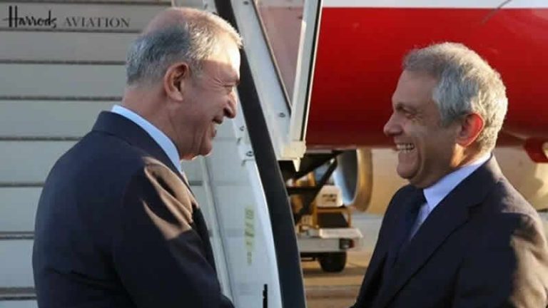 Milli Savunma Bakanı Hulusi Akar Londra’da