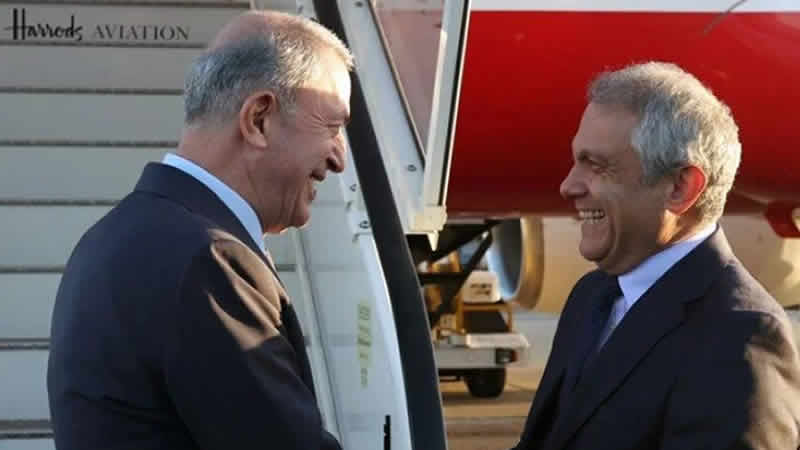 Milli Savunma Bakanı Hulusi Akar Londra’da