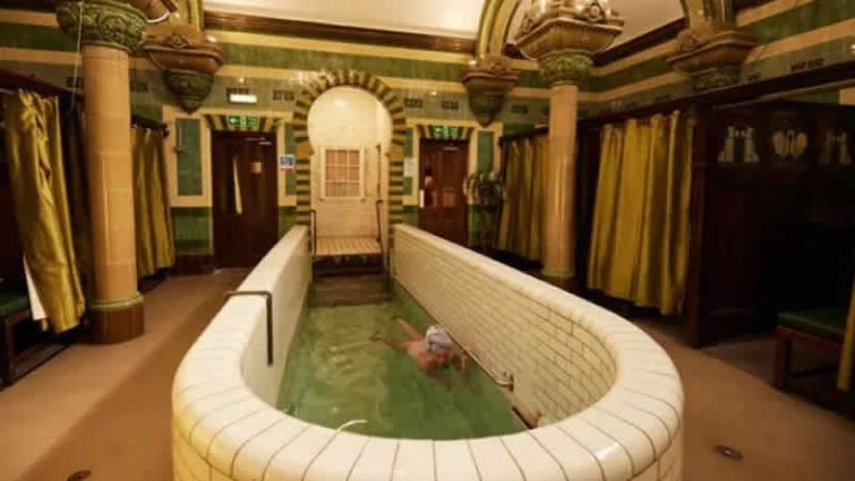 Müdavimler, İngiltere’deki Türk hamamlarını kurtarmak için savaşıyor