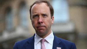 Eski İngiltere sağlık bakanının parti üyeliği askıya alındı