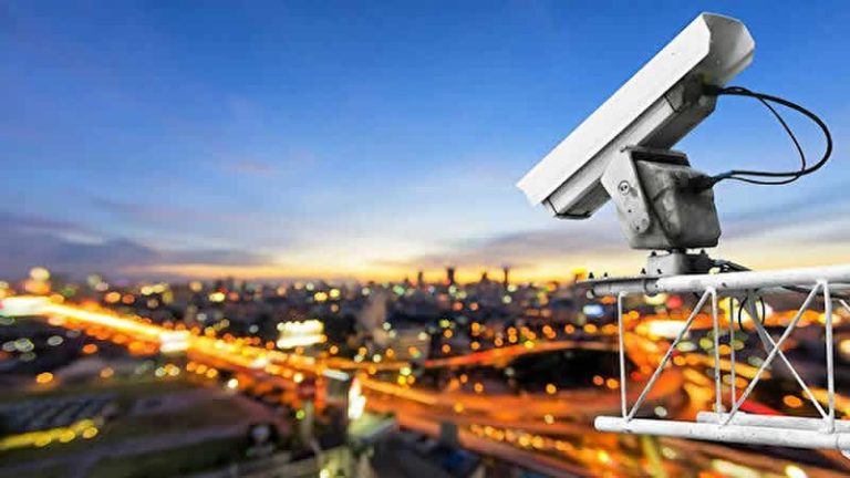 İngiltere ‘Çin’ yapımı güvenlik kameraları kullanımını durduruyor