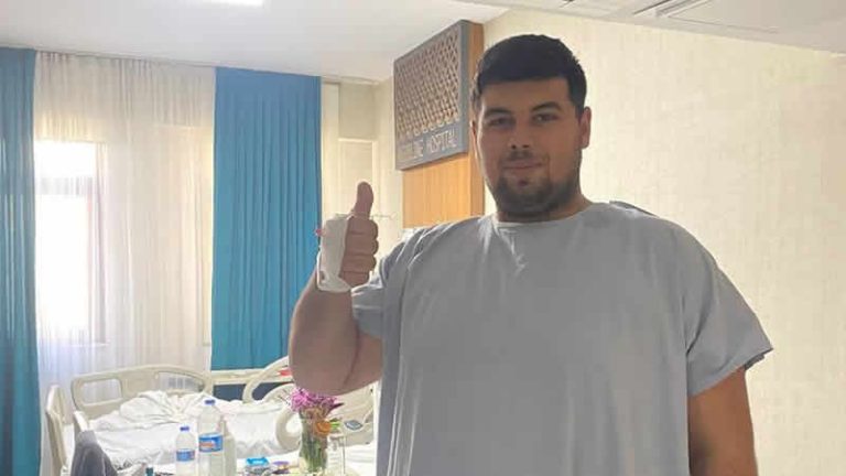 Londra’dan Elazığ’a gidip mide küçültme ameliyatı oldu