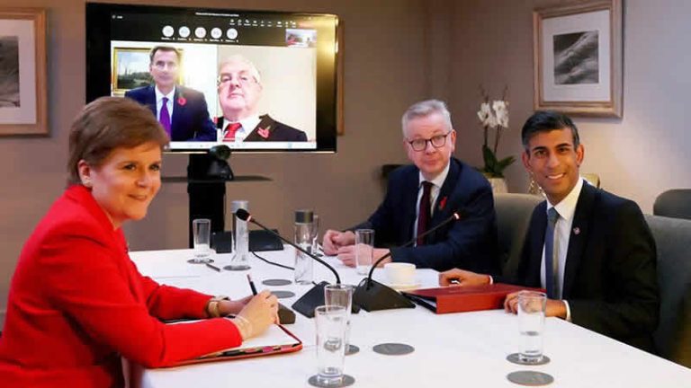 İngiltere: Kuzey İrlanda Protokolü’nde AB’yle müzakere edilmiş çözümü tercih ediyoruz