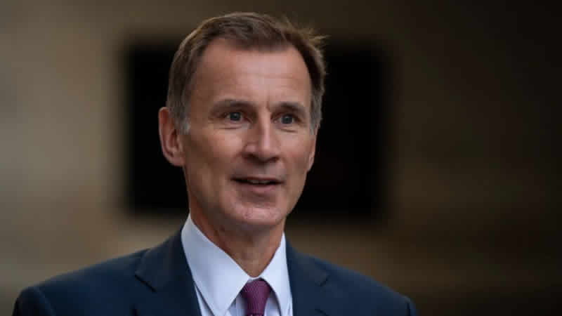 İngiltere Maliye Bakanı: “Brexit’ten daha önemli bir sorun var”