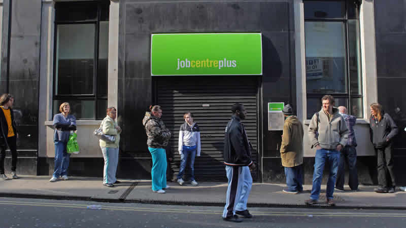 İngiltere`de işsizlik oranı eylül ayında arttı