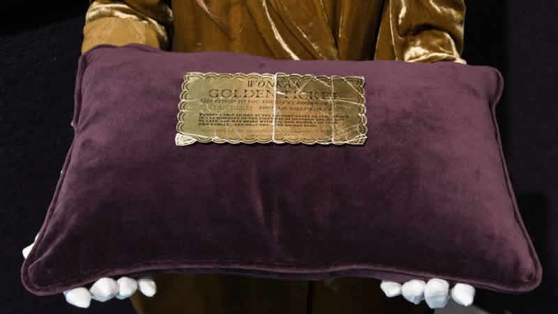 İngiltere’de yarım asırlık bilet 12 bin sterline satışa çıkarıldı