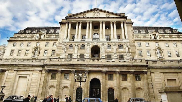 İngiltere Merkez Bankası’ndan büyük faiz artırımı hazırlığı