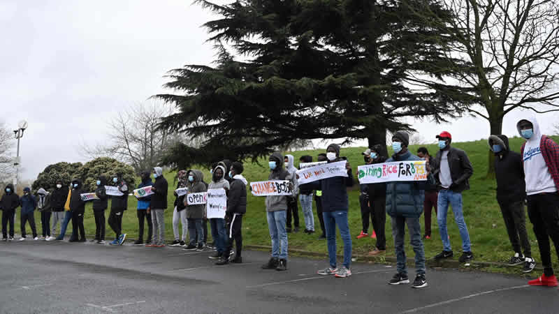 İngiltere’ye göç edenlerin sayısı tüm zamanların en yüksek seviyesine ulaştı