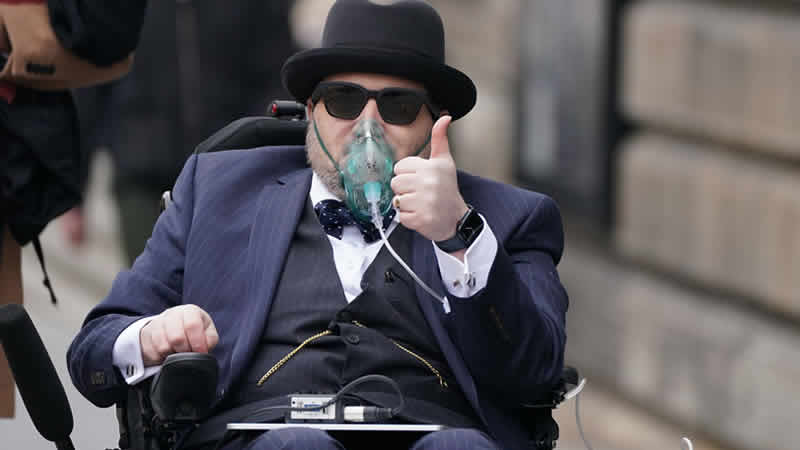 İskoçya’da hastanede yakalanan adamın ABD’de tecavüzden arandığı ortaya çıktı